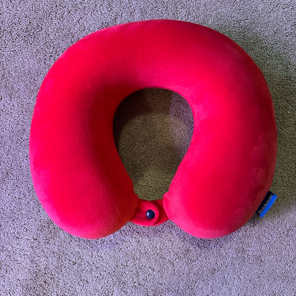 Kids Brookstone Red Memory Foam Travel Neck Pillow - Picture 4 of 4